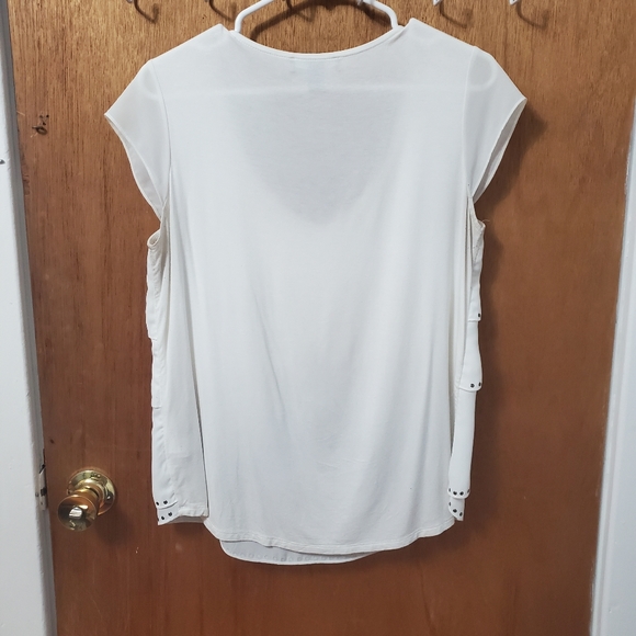 White Nine West top - Picture 2 of 2